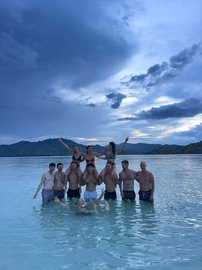 Komodo Dragon Tour | Komodo Island Tour | Tours Komodo